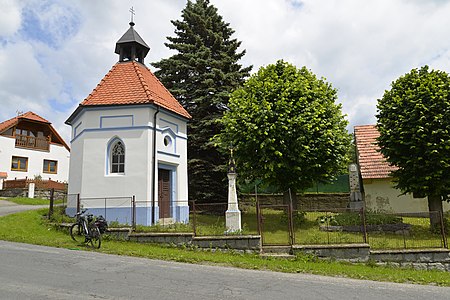 Chapelle à Tojice.