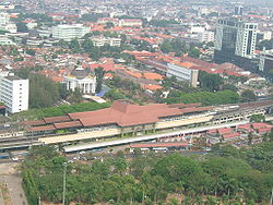 Gambir railway station and Immanuel Church are located in the eastern edge of Gambir.