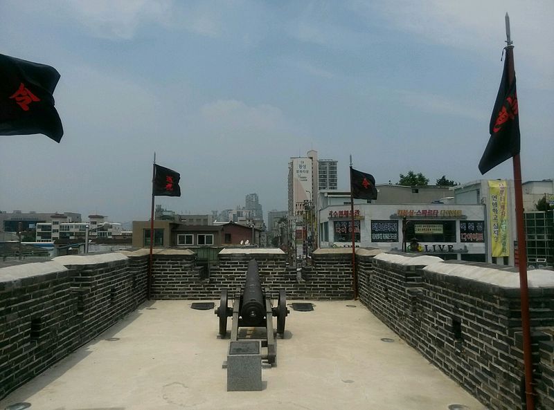 파일:Hwaseong Fortress.jpg