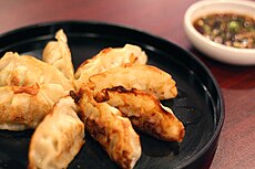 230px-Korean.cuisine-Gunmandu-01.jpg