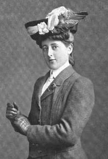 Mabel Harrison, from a 1907 publication.