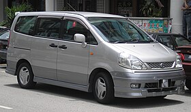 Nissan Serena (second generation) (front), Serdang.jpg