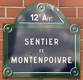 Voir la plaque.