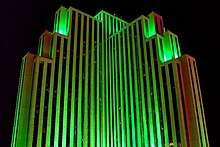 Silver Legacy Resort Casino, Невада, Рино ночью.jpg