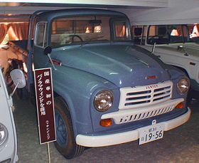 1956 Nissan Junior B40.jpg