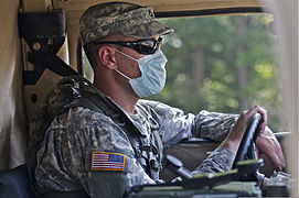 Soldat américain en manœuvre (2011).