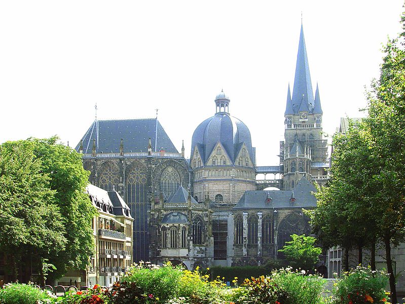 Imagem:Aachener%20Dom.jpg