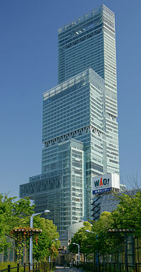 Menara Abeno Harukas di Osaka.