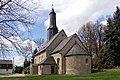 St.-Ägidien-Kirche mit Ausstattung und mit umgebendem Kirchhof und Einfriedungsmauer, Kriegerdenkmale für die Gefallenen des Ersten Weltkrieges (auf dem Kirchhof) und des Zweiten Weltkrieges (in der Kirche) sowie Grabmale für Martha Hornigin, Maria Sophia Crainich, Familie Johann Gottlob Ziechner, Familie Walter Wolf, Erbbegräbnis Familie Gerlach sowie Grabmal ohne Bezeichnung