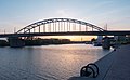 Arnhem, le pont (le John Frostbrug) depuis le Nieuwe Kade