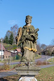 Statue de saint Jean Népomucène à Celné.