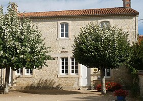 La mairie de Chenommet