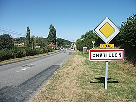 The road D945 in Châtillon
