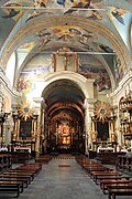 El interior de la basílica