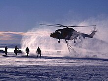 Royal Navy Lynx HAS.3(ICE(S)) supporting an Antarctic research base LynxInAntarctica.jpg