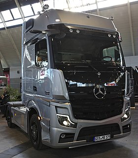 Mercedes-Benz Actros V