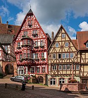 85. Platz: Roman Eisele mit Schnatterloch, oberer Teil des Marktplatzes von Miltenberg