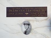 The crypt of Dr. Lincoln Johnson Ragsdale, Sr. (1926-1995).