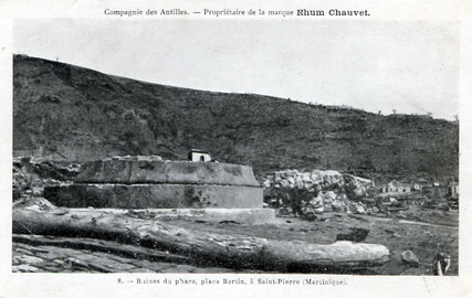 Les ruines du phare-sémaphore le 10 mai 1902.