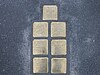 die Stolpersteine vor dem Haus Wöhlerstraße 6 in Göttingen