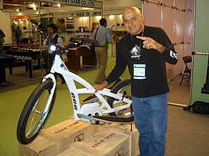 2008 TaiSPO: 3G Stepper with its designer, Gary Silva