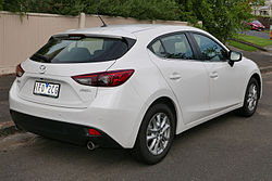 Vista trasera del Mazda3