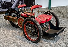 A primeira voiturette de Léon Bollée de 1895.