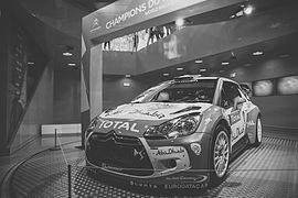 Citroën DS3 WRC, pilotée par Sébastien Loeb, champion du monde des rallyes 2012.