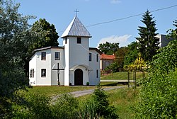 Římskokatolický kostel v obci