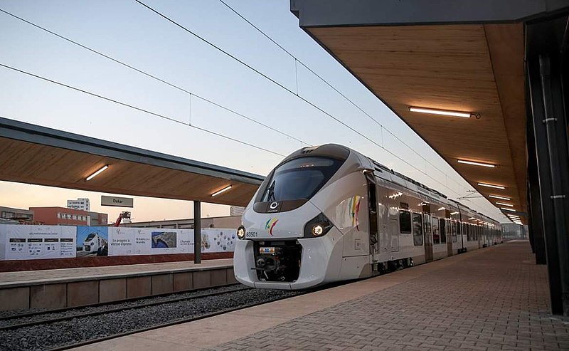 Fichier:Le TER à la gare de Dakar, le 15 janvier 2019.jpg