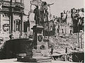 La piazza dopo i bombardamenti del 1943