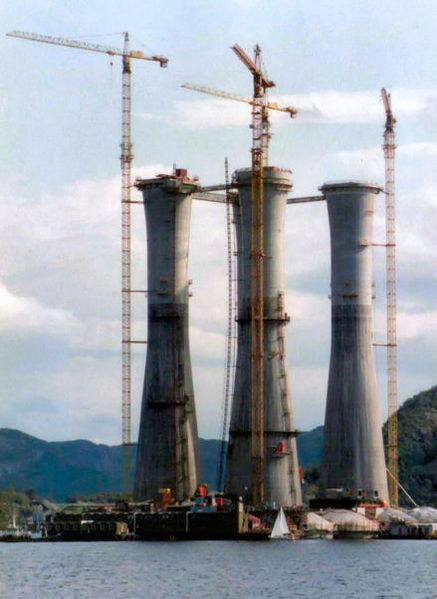 File:Oil platform Norway new.jpg