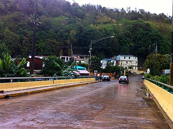 Bridge over Río Grande in Jayuya (PR-141R), entrance to barrio-pueblo on the left