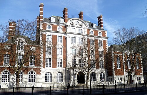 Royal Academy of Music, London W1.jpg