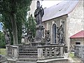 Skulpturengruppe mit dem hl. Johannes von Nepomuk