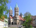 Původně románský, později goticky přestavěný kostel Marienkirche