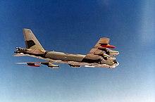 Boeing B-52G-75-BW Stratofortress 57-6475.jpg