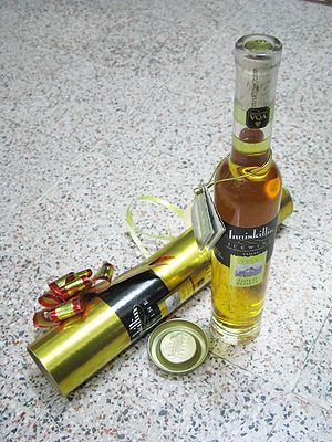 Bottle of 2006 inniskilin Ice Wine, VQA Niagar...