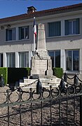 Monument aux morts.