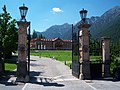 Eingang zum Grand Hotel Toblach (Südtirol)