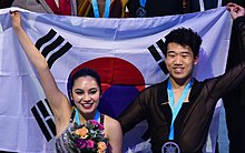 Hannah Lim and Ye Quan at the 2022 Figure Skating Junior Grand Prix Final.jpg