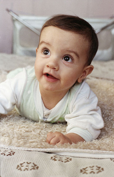 ਤਸਵੀਰ:Infant smile.jpg