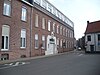 (nl) De voormalige Sint-Mariaschool, later de Sint-Andrieskliniek, thans Woon- en Zorgcentrum Sint-Andries met kloosterhuis