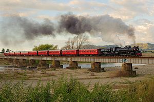 NZR JA class 1271 crossing the Otaki River