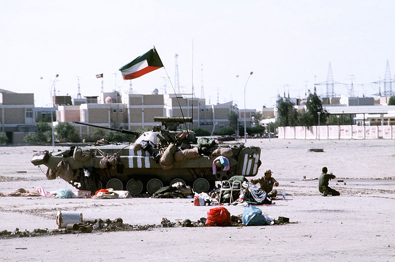 http://upload.wikimedia.org/wikipedia/commons/thumb/1/1f/Kuwaiti_soldiers_and_a_Kuwaiti_BMP-2.JPEG/800px-Kuwaiti_soldiers_and_a_Kuwaiti_BMP-2.JPEG