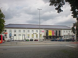 Landshut (Bayern) Hauptbahnhof, a vonal kezdőpontja.JPG