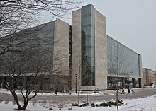 Outside of the Garage at Northwestern University Northwestern University - panoramio.jpg