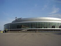 O2 Arena od autobusového terminálu Českomoravská