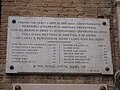 Targa commemorativa delle vittime senesi dell'Olocausto.
