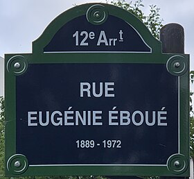 Voir la plaque.